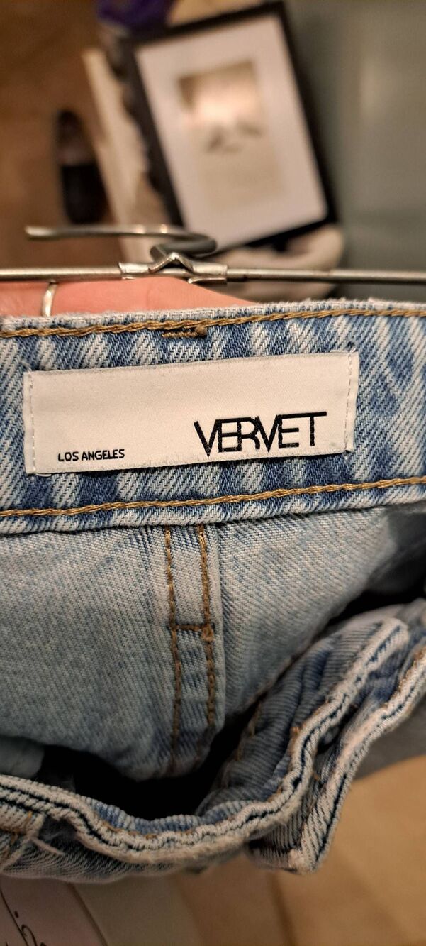 VERVET V2532 High Rise Wide Leg Jeans Size 25 Light Wash Raw Hem - Picture 4 of 6